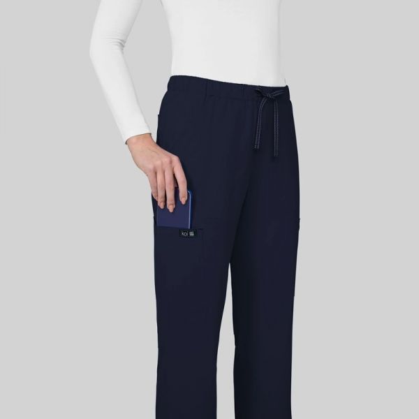 Set medical pentru damă BASICS 373/731 Bleumarin Set medical pentru damă BASICS 373/731 Bleumarin